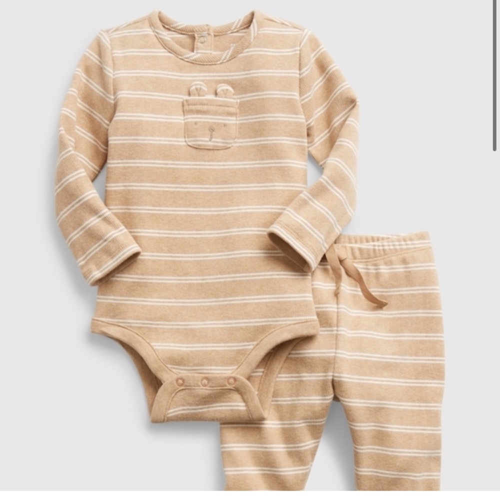 GAP onesie set with pants